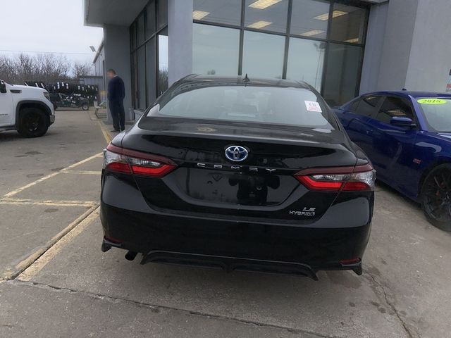 2021 Toyota Camry Hybrid LE