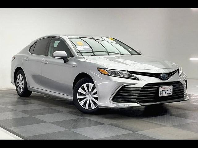 2021 Toyota Camry Hybrid LE