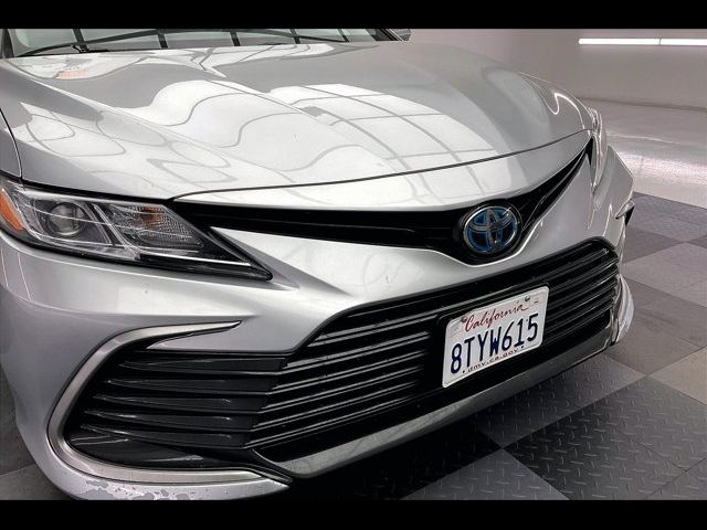 2021 Toyota Camry Hybrid LE