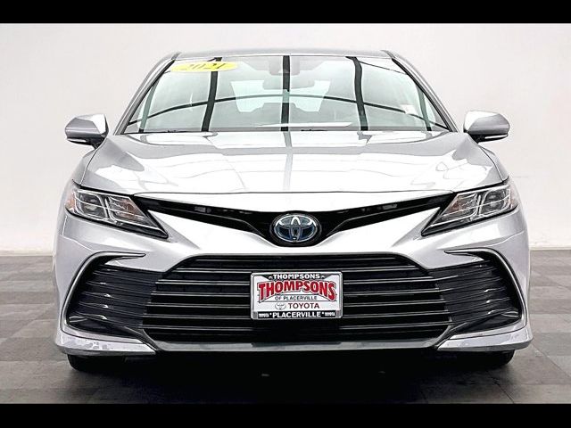 2021 Toyota Camry Hybrid LE