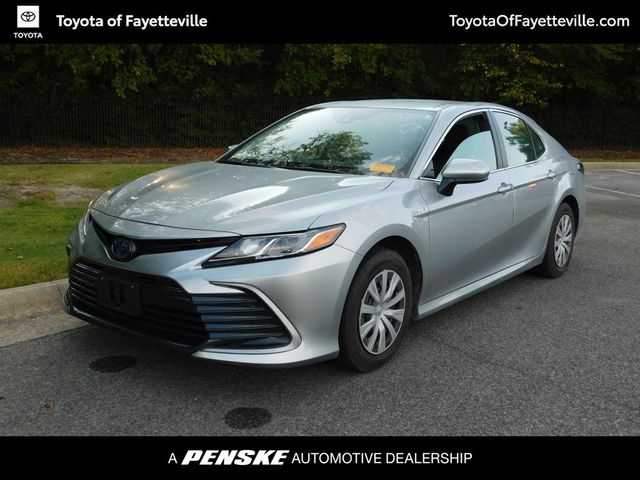 2021 Toyota Camry Hybrid LE