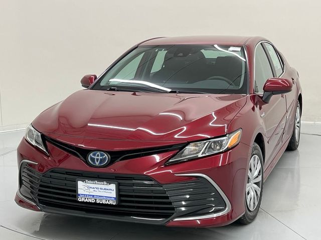 2021 Toyota Camry Hybrid LE