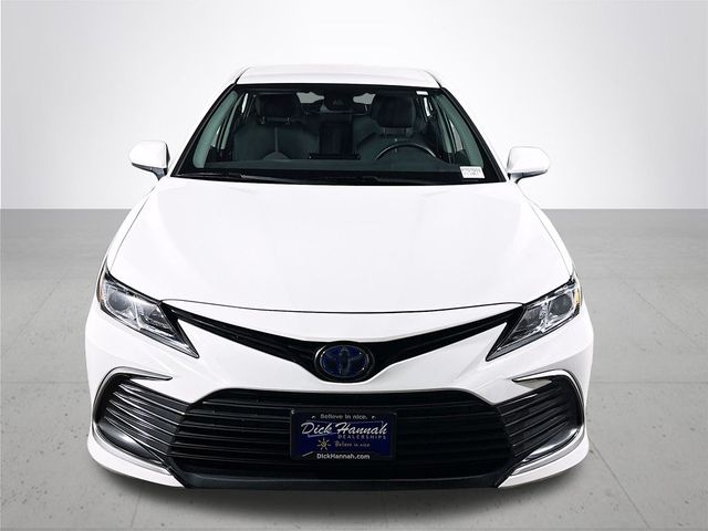 2021 Toyota Camry Hybrid LE