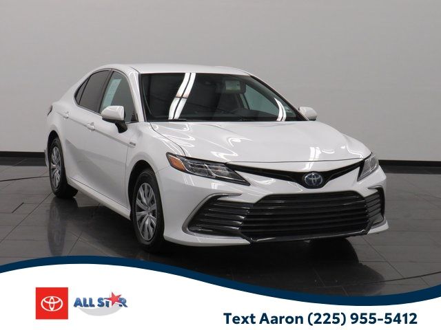 2021 Toyota Camry Hybrid LE