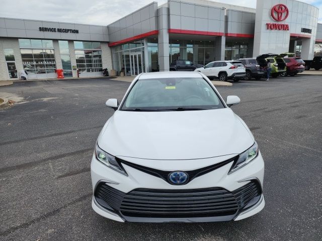 2021 Toyota Camry Hybrid LE