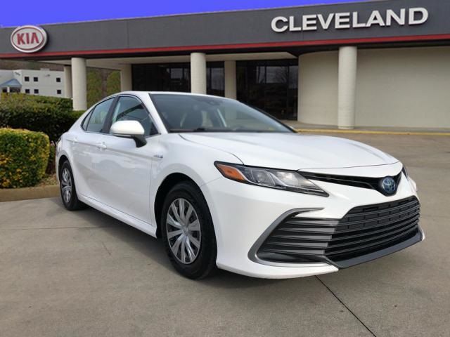 2021 Toyota Camry Hybrid LE