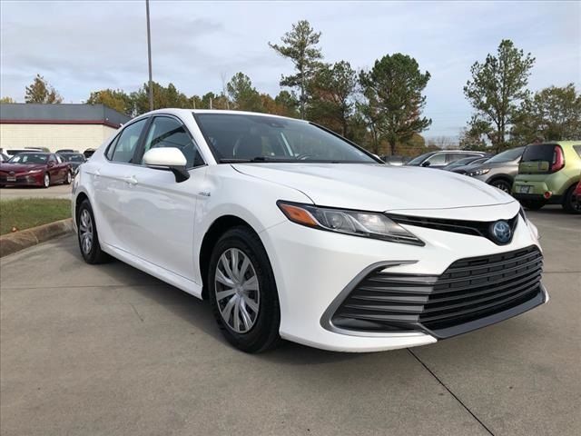 2021 Toyota Camry Hybrid LE