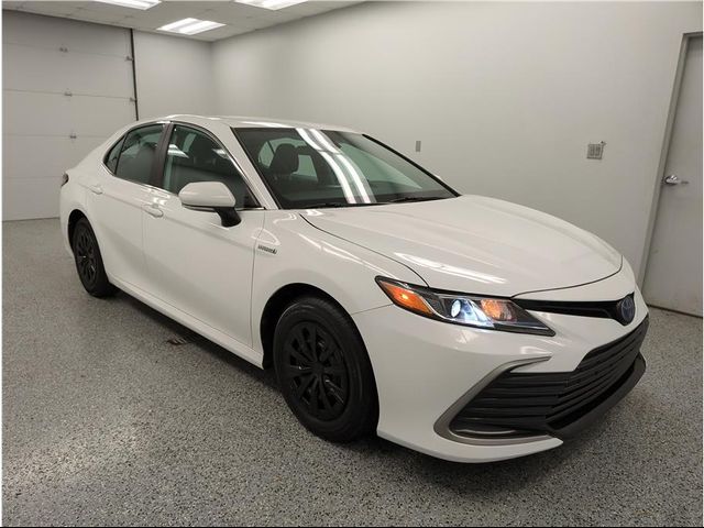 2021 Toyota Camry Hybrid LE