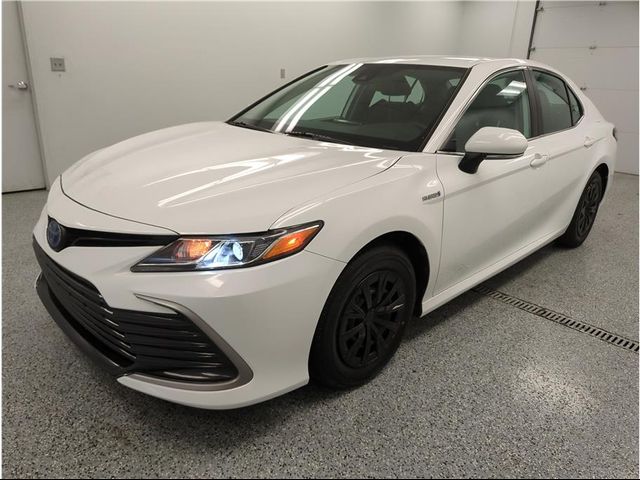 2021 Toyota Camry Hybrid LE