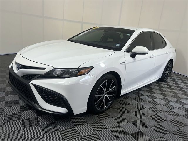 2021 Toyota Camry Hybrid SE