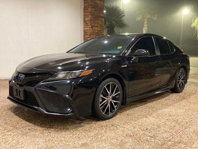 2021 Toyota Camry Hybrid SE