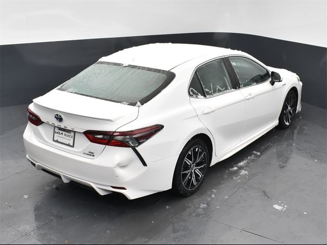 2021 Toyota Camry Hybrid SE