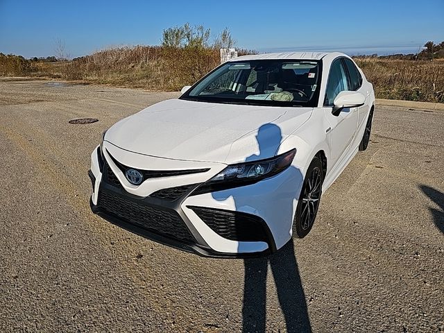 2021 Toyota Camry Hybrid SE