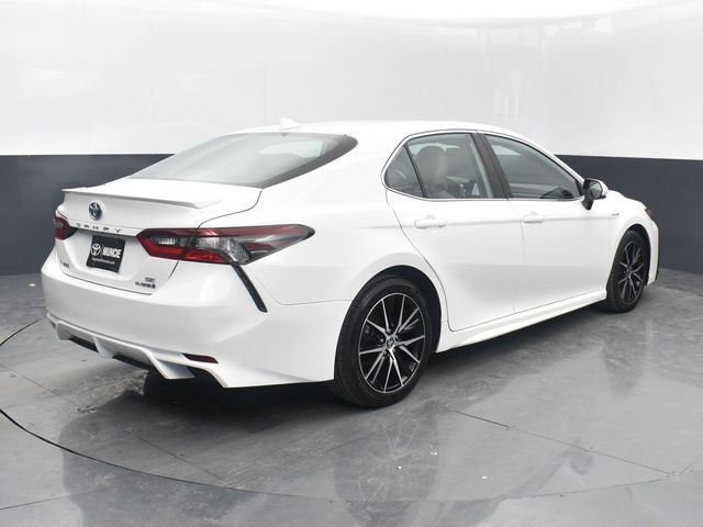 2021 Toyota Camry Hybrid SE