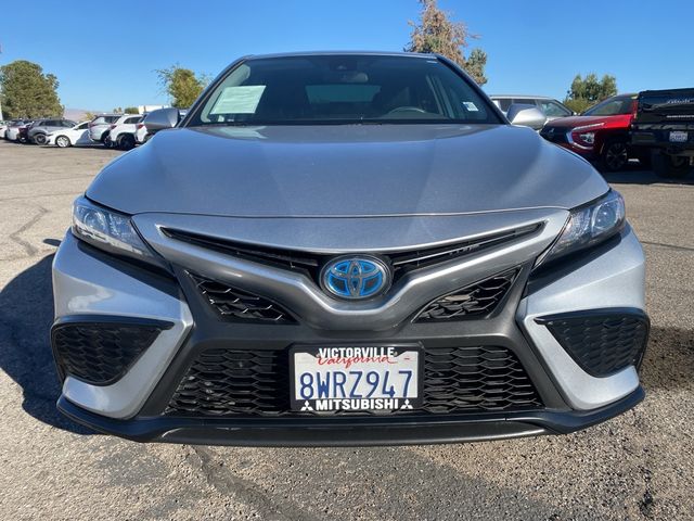 2021 Toyota Camry Hybrid SE