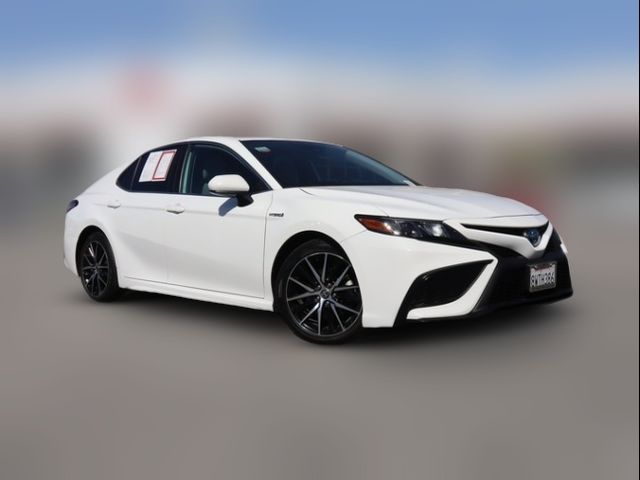 2021 Toyota Camry Hybrid SE