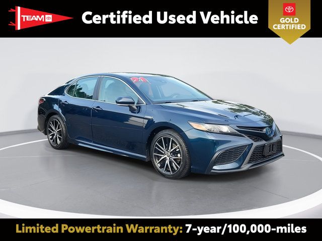 2021 Toyota Camry Hybrid SE