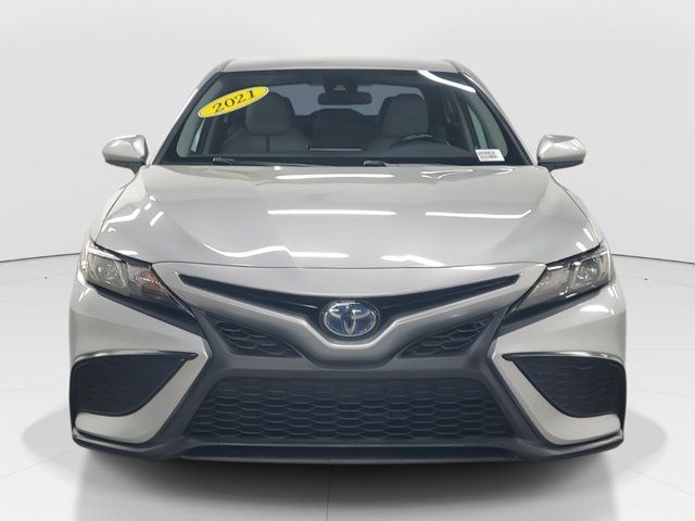 2021 Toyota Camry Hybrid SE