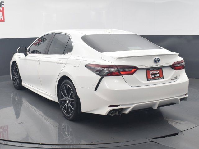 2021 Toyota Camry Hybrid SE