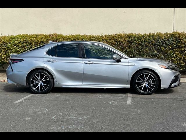 2021 Toyota Camry Hybrid SE