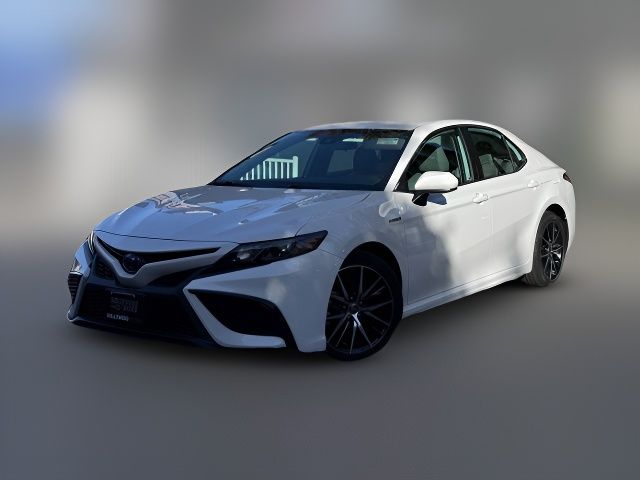 2021 Toyota Camry Hybrid SE