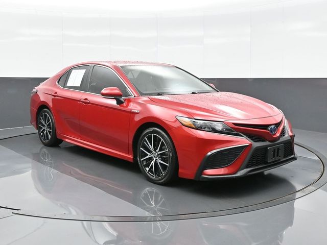 2021 Toyota Camry Hybrid SE