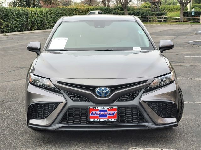 2021 Toyota Camry Hybrid SE