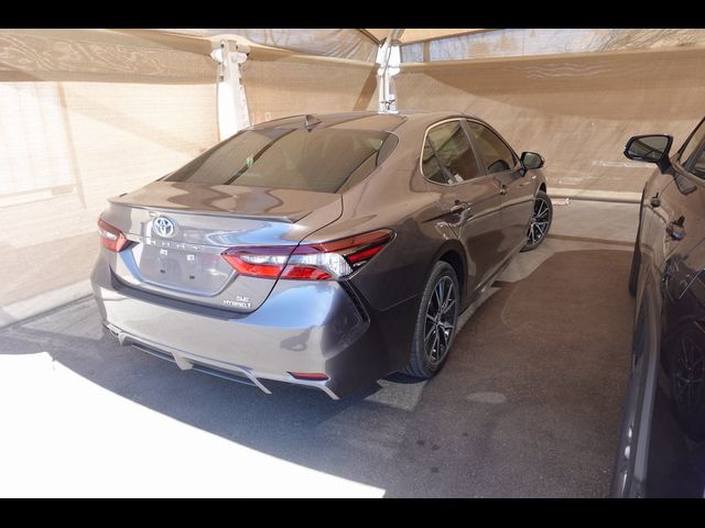 2021 Toyota Camry Hybrid SE