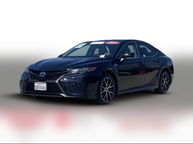 2021 Toyota Camry Hybrid SE