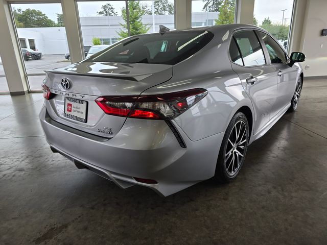 2021 Toyota Camry Hybrid SE