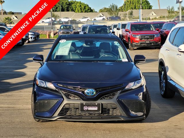 2021 Toyota Camry Hybrid SE