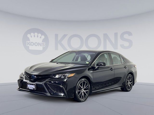 2021 Toyota Camry Hybrid SE