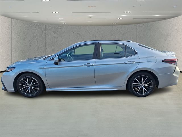 2021 Toyota Camry Hybrid SE