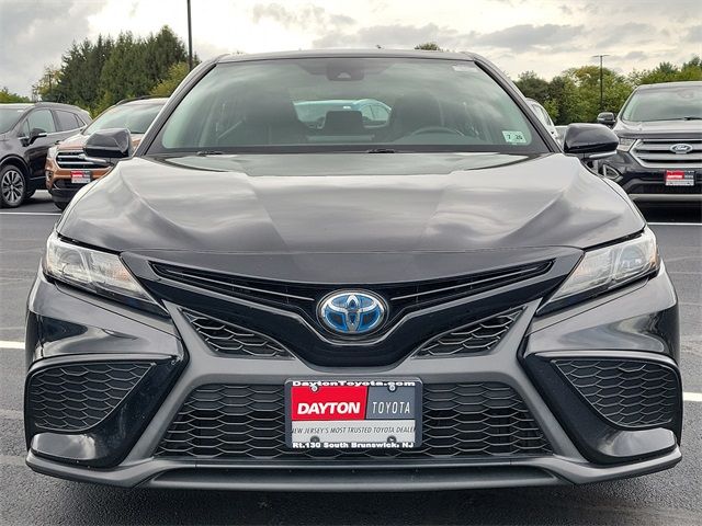 2021 Toyota Camry Hybrid SE