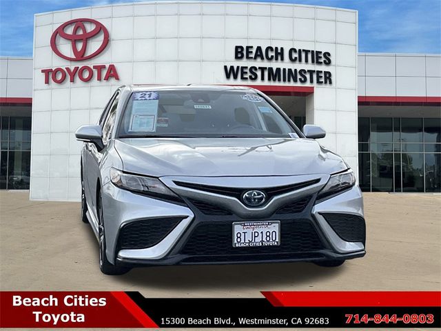 2021 Toyota Camry Hybrid SE