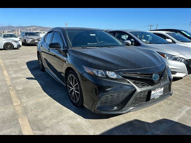 2021 Toyota Camry Hybrid SE