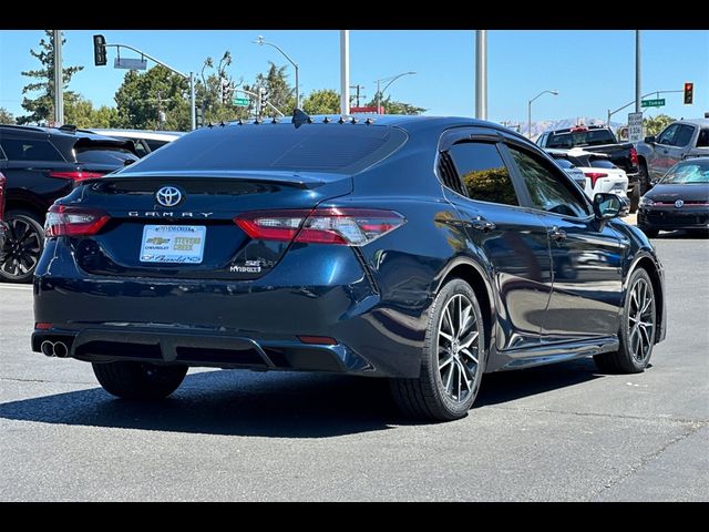 2021 Toyota Camry Hybrid SE