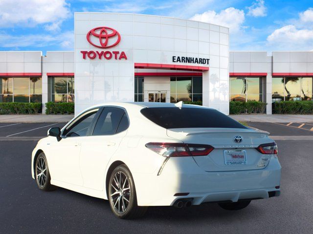 2021 Toyota Camry Hybrid SE