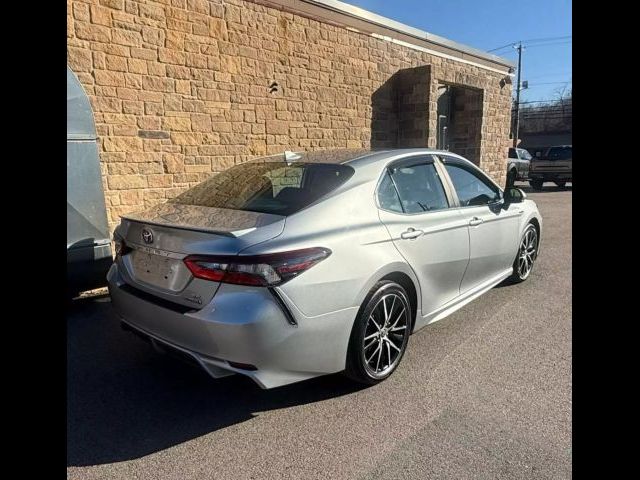 2021 Toyota Camry Hybrid SE