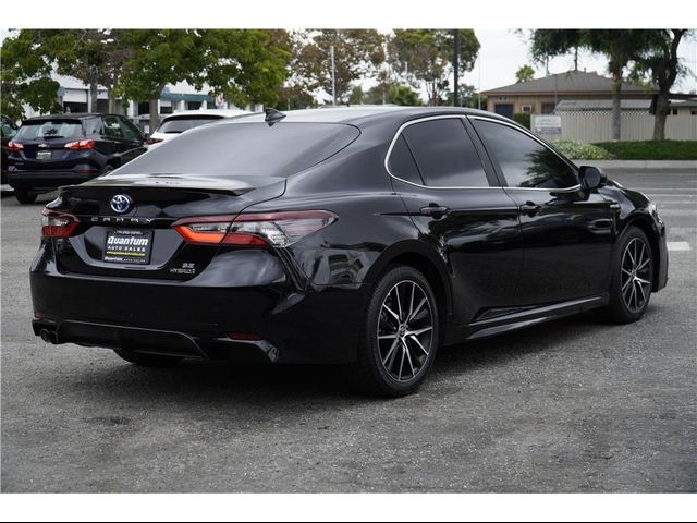 2021 Toyota Camry Hybrid SE