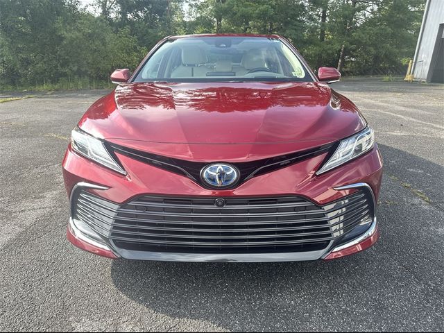 2021 Toyota Camry Hybrid XLE