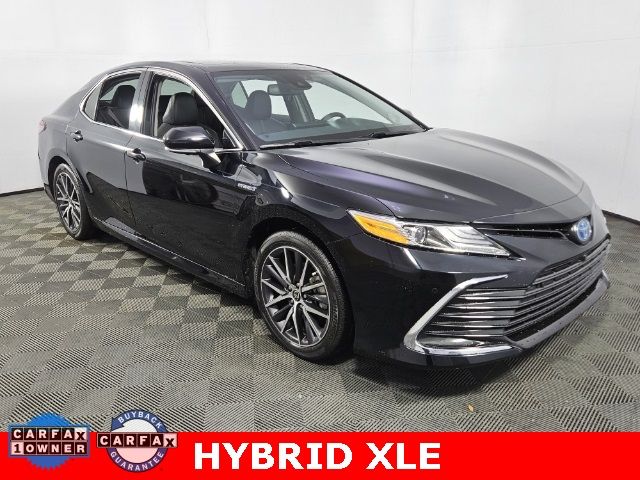 2021 Toyota Camry Hybrid XLE