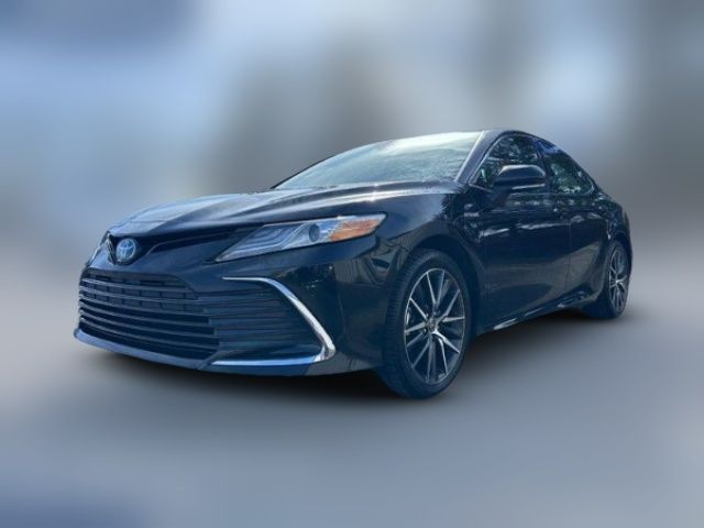 2021 Toyota Camry Hybrid XLE