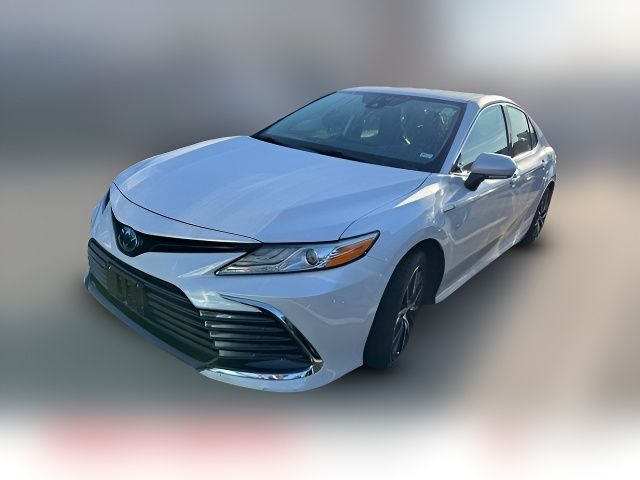 2021 Toyota Camry Hybrid XLE