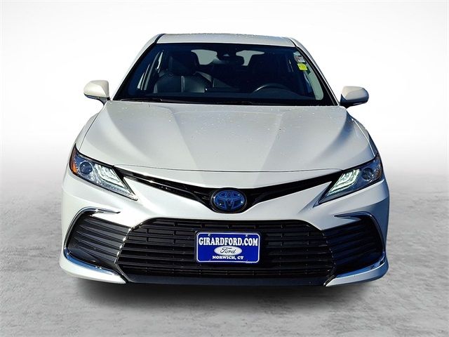 2021 Toyota Camry Hybrid XLE