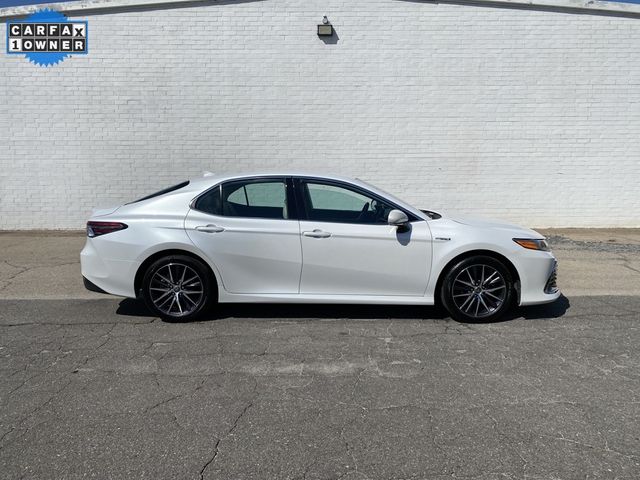 2021 Toyota Camry Hybrid XLE