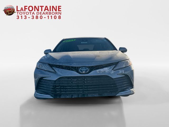 2021 Toyota Camry Hybrid XLE