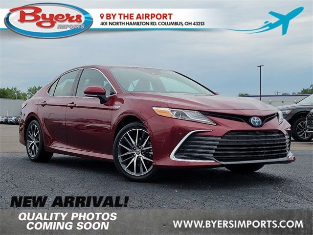 2021 Toyota Camry Hybrid XLE