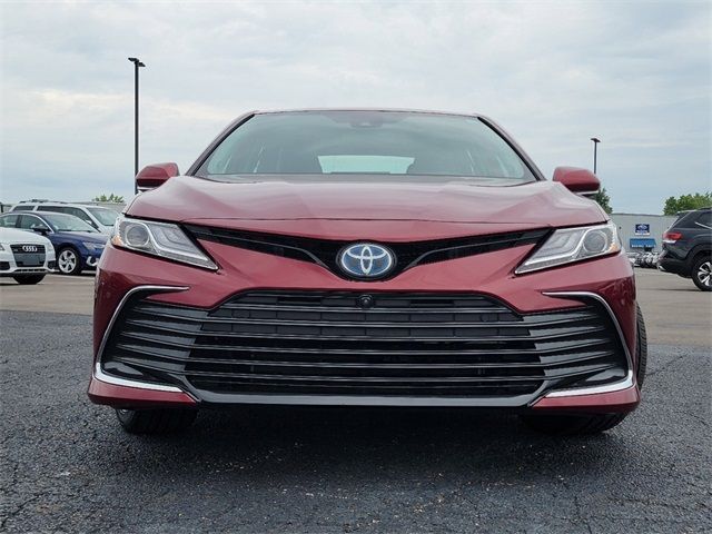 2021 Toyota Camry Hybrid XLE