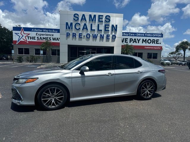 2021 Toyota Camry Hybrid XLE